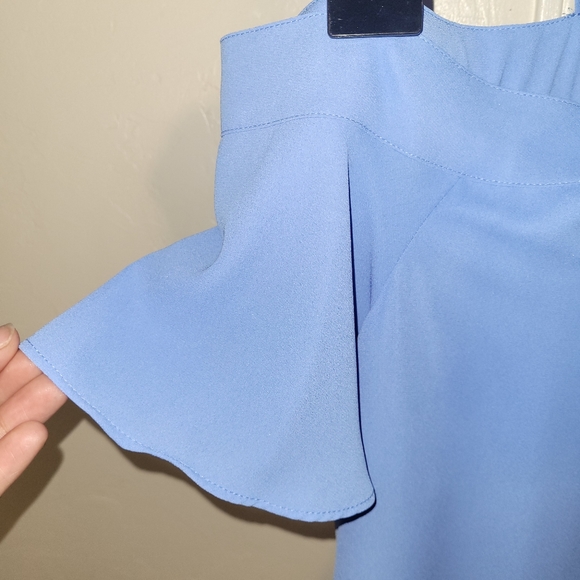 NEW Express Medium Pale Blue Button-up Blouse w/ Off-the-Shoulder Drape Sleeves - Picture 5 of 11